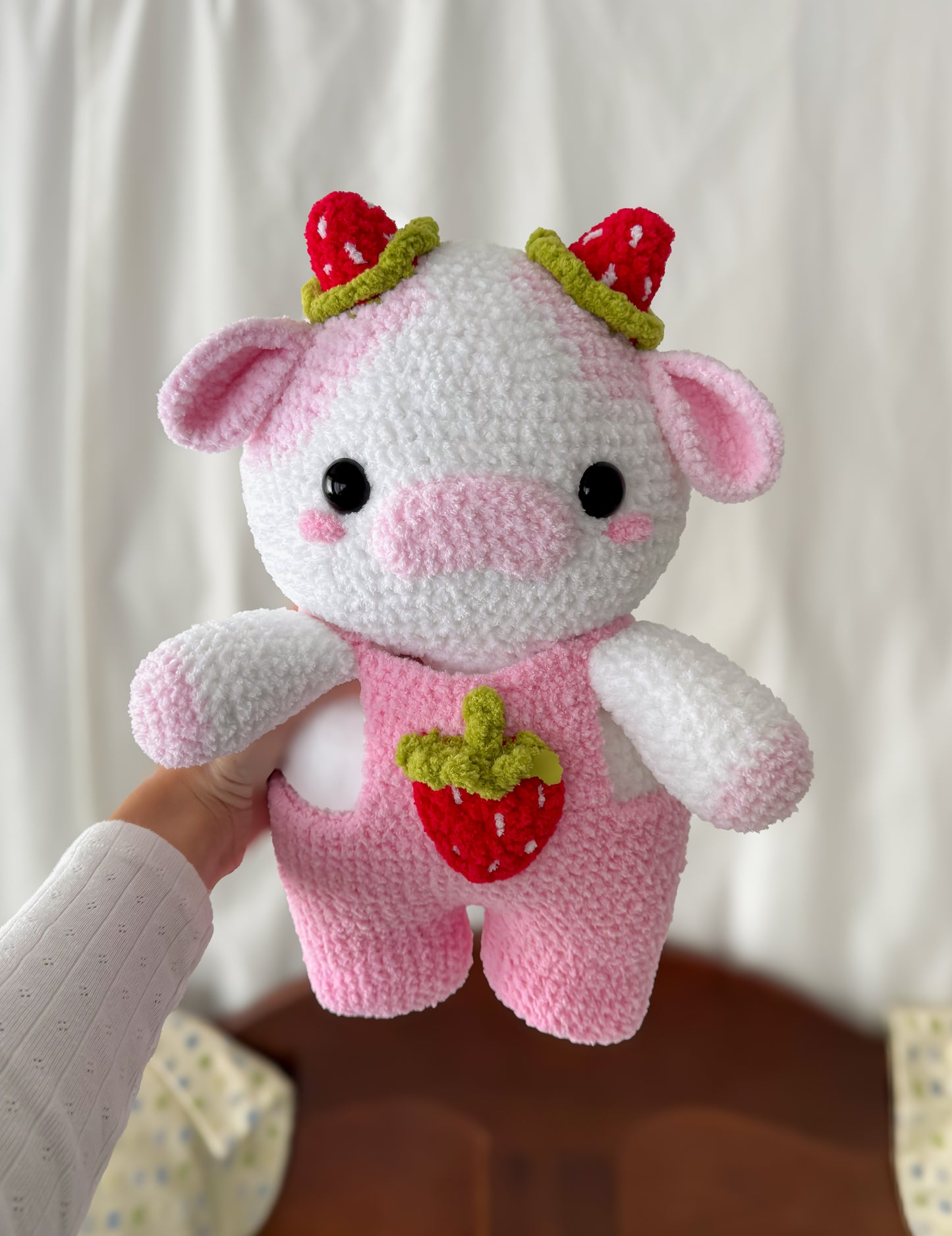 Jumbo Strawberry Cow