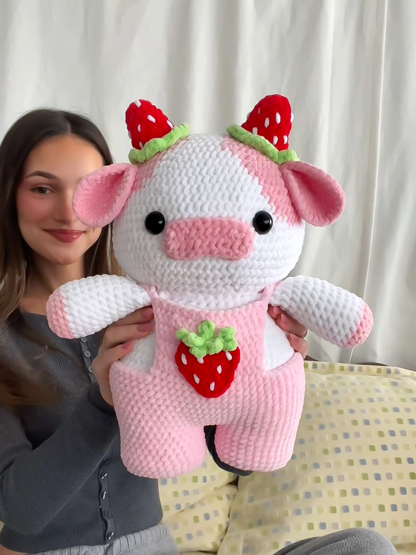 Jumbo Strawberry Cow - Light Pink