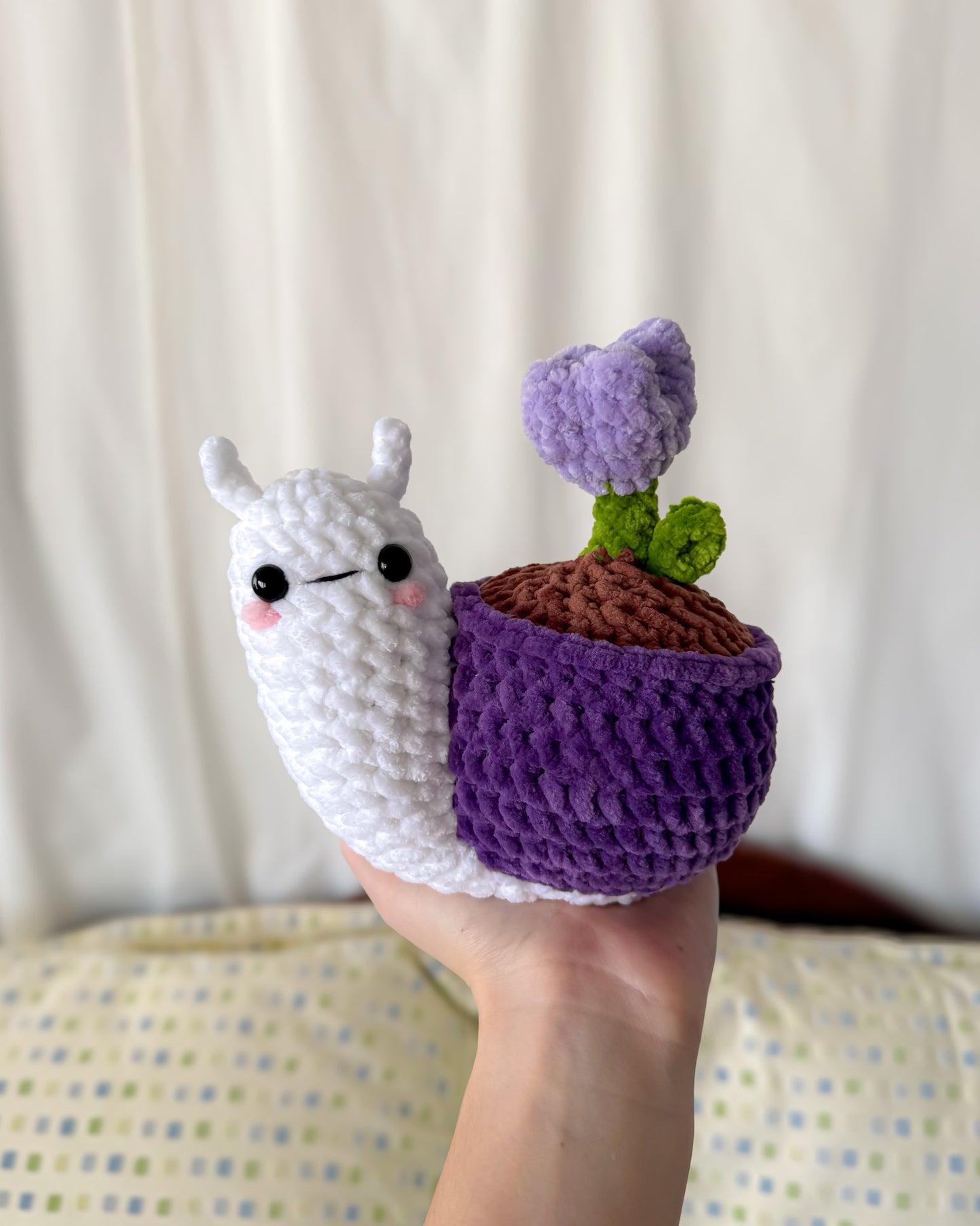 Tulip Pot Snail - Purple & White (Weighted Pot)