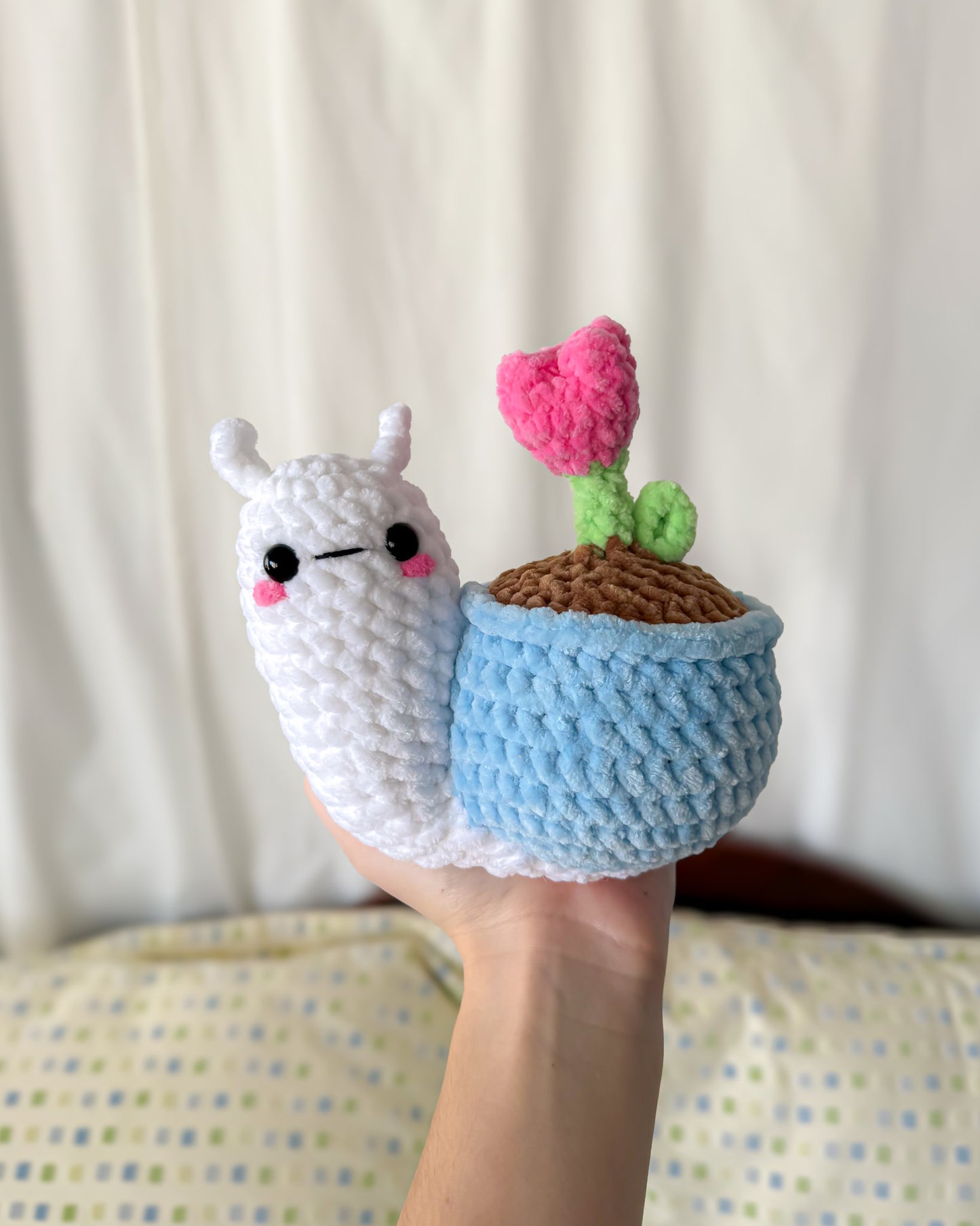 Tulip Pot Snail - Blue & Pink (Weighted Pot)