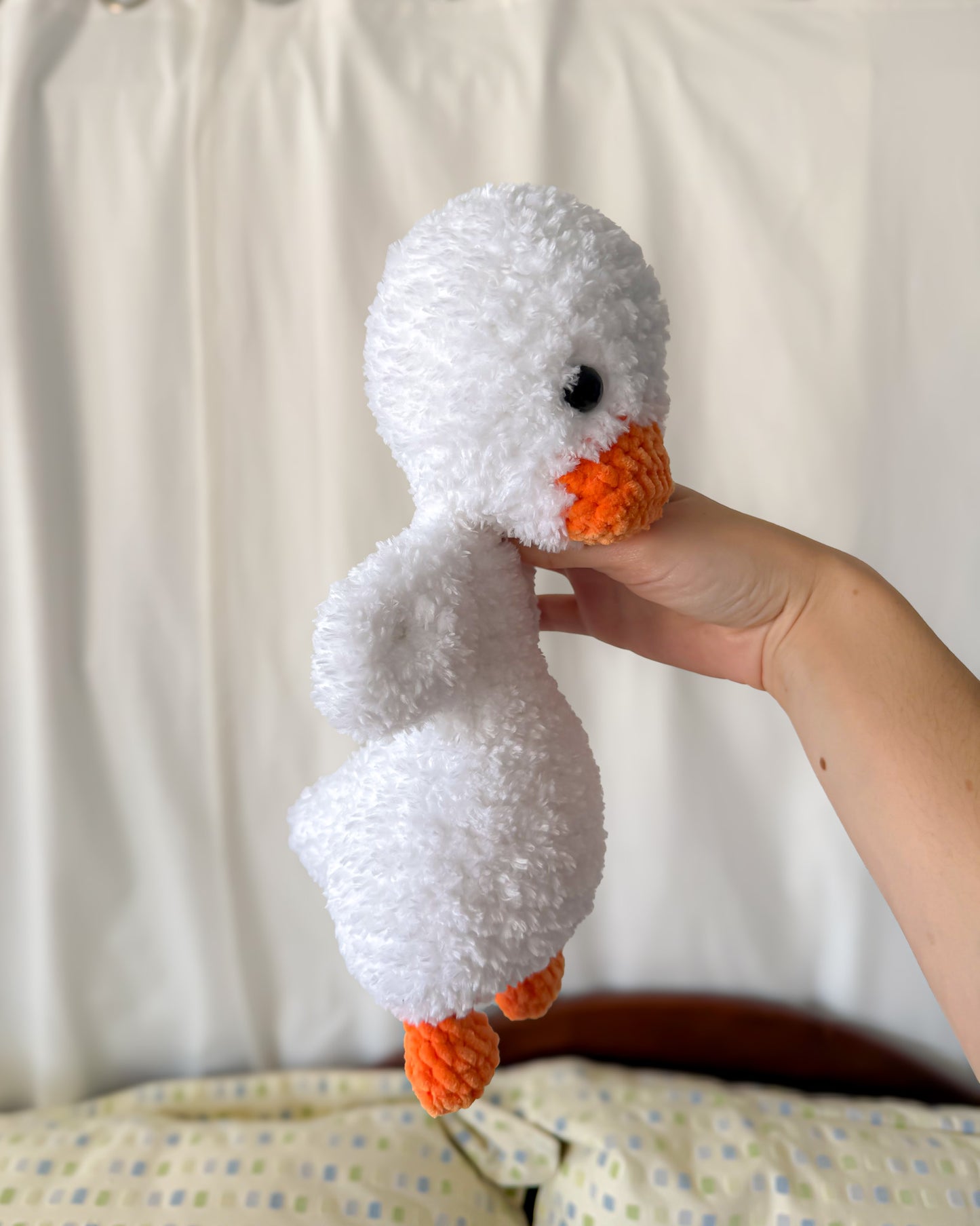 Fluffy Goose (Weighted Belly)