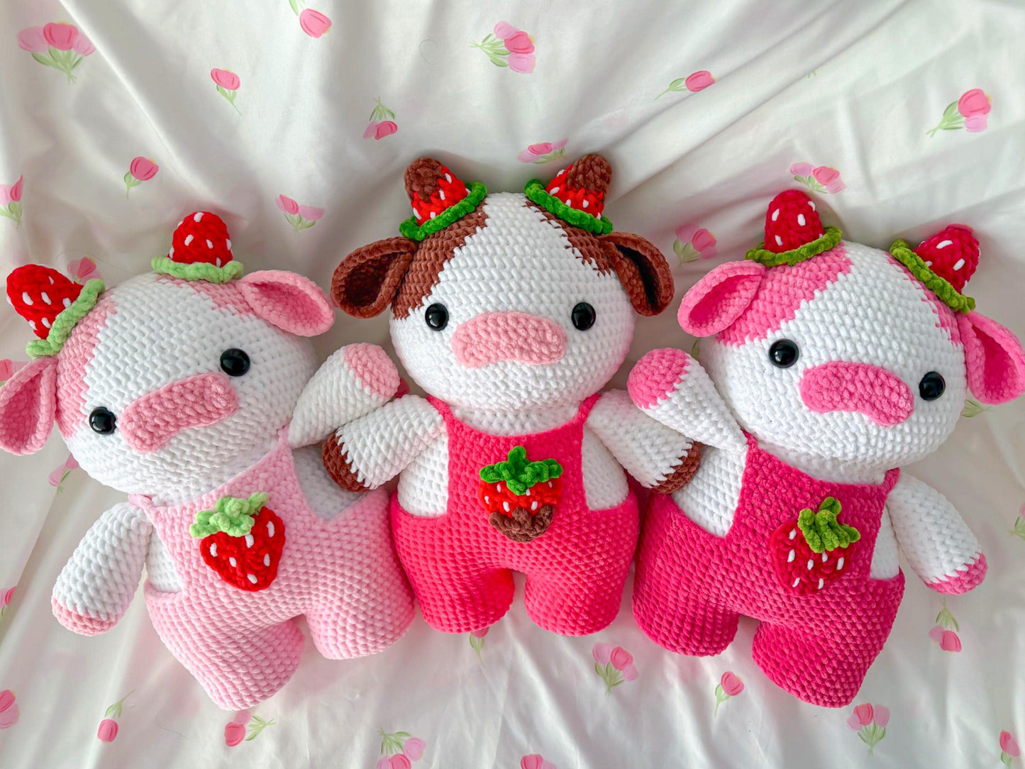 Jumbo Strawberry Cow Pattern | Crochet Amigurumi PDF